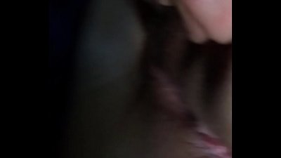 Na rafiki wa kike kwenye gari